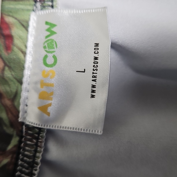 Floral Patterned Skirt - Picture 2 of 5